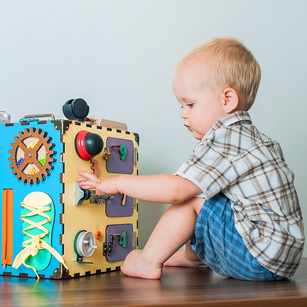 Sensory Play Builds Strong Gross Motor & Cognitive Skills